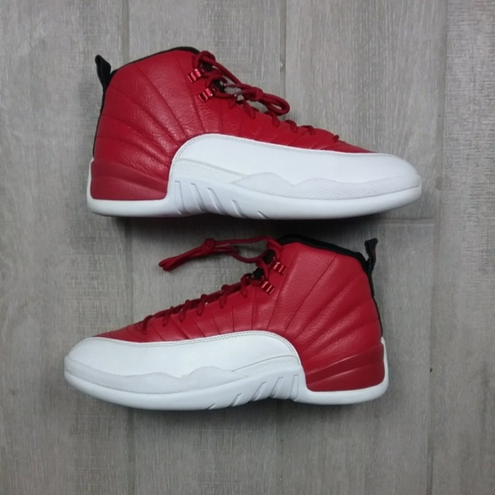 Air Jordan XII Gym Red